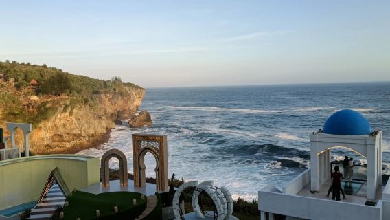 Black Sand Beach & Puncak Segoro Tour