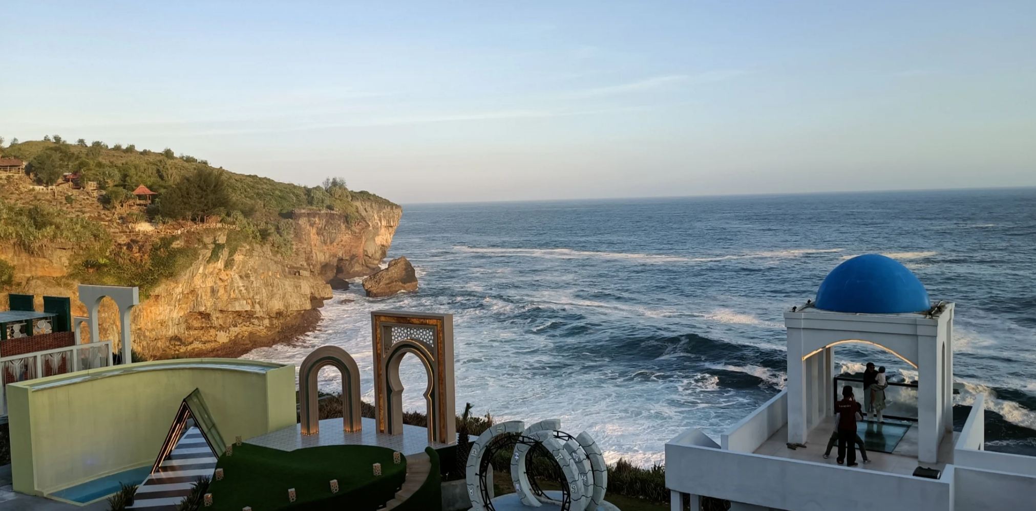 Tour alla Spiaggia di Black Sands & Puncak Segoro