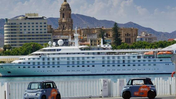 Málaga: Geführte Elektroauto-Tour + Audioguide