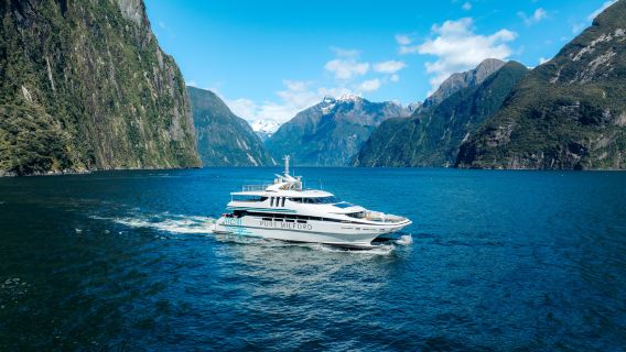 Neuseeland [Pure Bootsfahrt] Milford Sound Queenstown Te Anau Transfer Tagesausflug