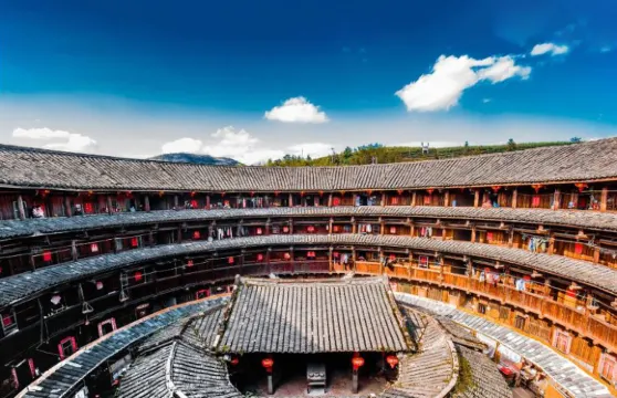 南靖雲水謠古鎮+永定土樓王丨雙景區一日遊【特牌服務保障】