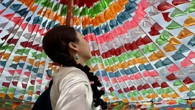 Excursión de un día a Shangri-La + Lago Napa | Experiencia auténtica | Banquete del Tusi | Bandera de oración gigante | Autopista de regreso