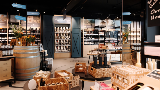 Belanja di Outlet Wina: Paket Shuttle ke Pusat Perbelanjaan McArthurGlen Parndorf - Tur Mencicipi Anggur