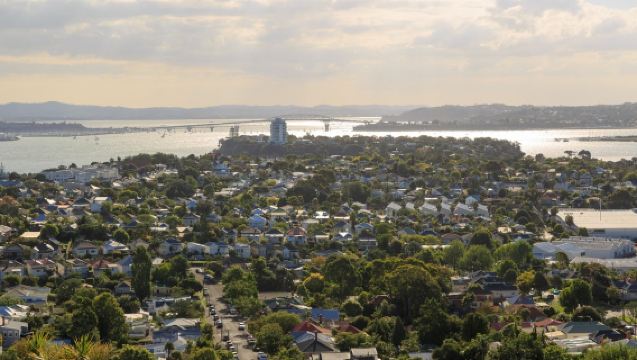 一天玩遍奧克蘭！伊甸山 + 天空塔 + 海底世界【不含門票】