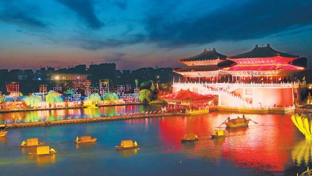 Kaifeng, Henan: Customized Private Charter Itinerary for Millennium City Park + Kaifeng Fu (Kaifeng Palace) + Daxiangguo Temple + Gulou Night Market