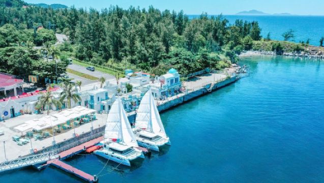 ทัวร์ 1 วันชมเมืองดานัง | ภูเขาหินอ่อน | วัดลิงอึ้งที่ภูเขาเซินจ่า | คาเฟ่ Marina