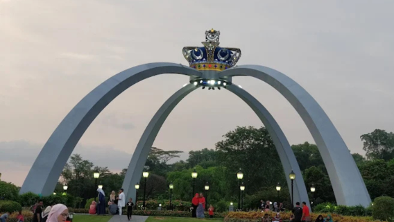 Johor Bahru Cultural Landmarks Day Tour | Private Transport | Flexible Itinerary