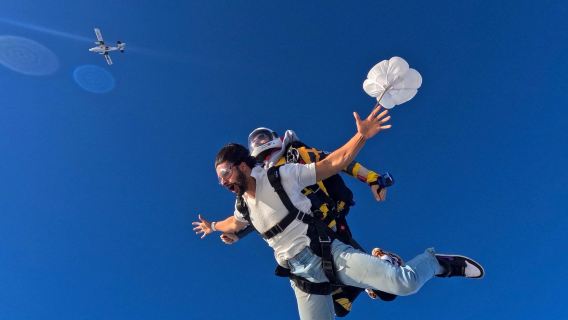 Jednodniowa wycieczka na skok ze spadochronem na Fidżi [Sky Dive Skok ze spadochronem na Fidżi]