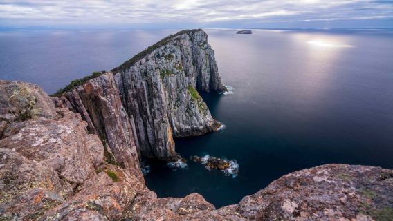 Australiens Tasmanien Three Capes Track vandring [4 timmars vandring/besök Cape Hauy]