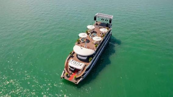 Vietnam Halongbugten endagstur: Iris femstjernet cruise + Paradisøen + Overraskelseshulen