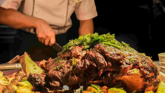 Maribago, Cebu Buffet– Bluewater Beach Resort's Ocean Breeze & Island Flavors