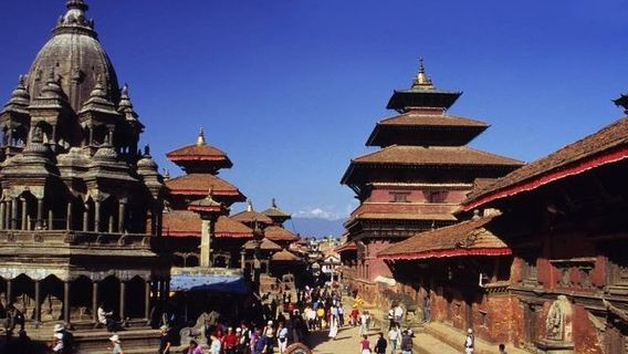 40+ Door Travel Destinations Patan Patan Durbar Square Stock