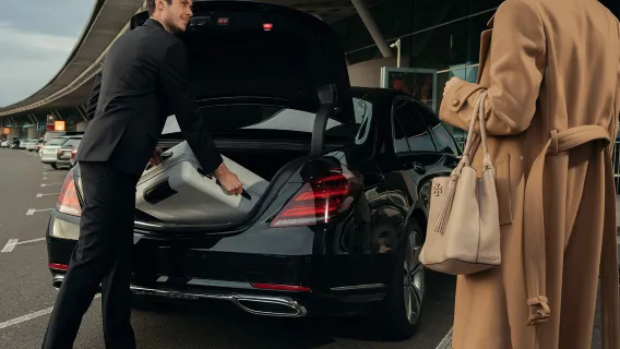 Guangzhou Elite-Persönlicher Assistent – Fahrer, Übersetzer, Fotograf & Rundum-Service