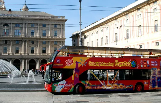 熱那亞城市觀光：隨上隨落觀光巴士之旅