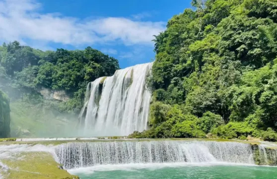 貴陽出發黃果樹瀑布一日遊【精品小車團+上門接送】