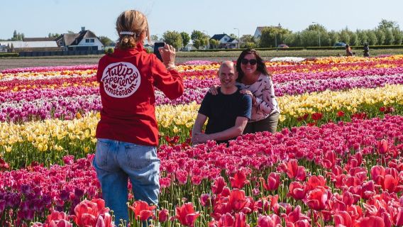 Keukenhof & Tulip Experience: Entry Ticket + Transfer + Coffee or Tea