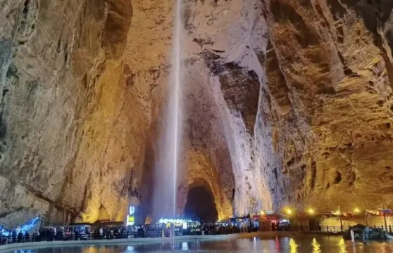 16人團【含必消景交·含接送·多套餐可選】利川騰龍洞一日遊