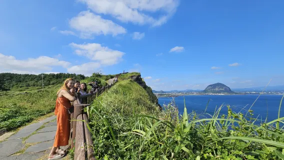 Tour tham quan Jeju UNESCO trong ngày - Tây Nam núi Halla
