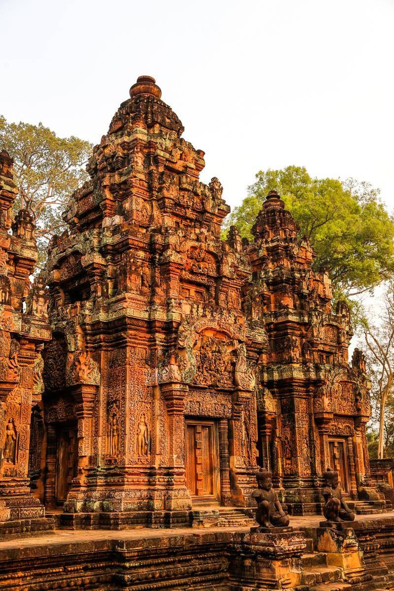 カンボジア・シェムリアップ アンコール・ワット大回り・小回り貸切チャーターワンデーツアー【小アンコール・ワット+プリヤ・カーン+プレループ】
