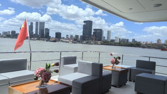 【上海遊艇鮮姿造大餐套餐】外灘黃浦江70呎雙體豪華遊艇包船夜遊黃浦江