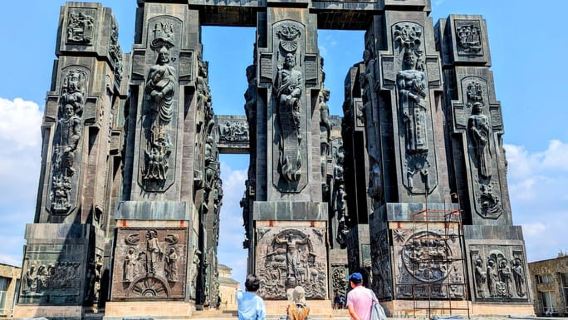 La Tbilisi brutalista: exploración urbana e historias no contadas