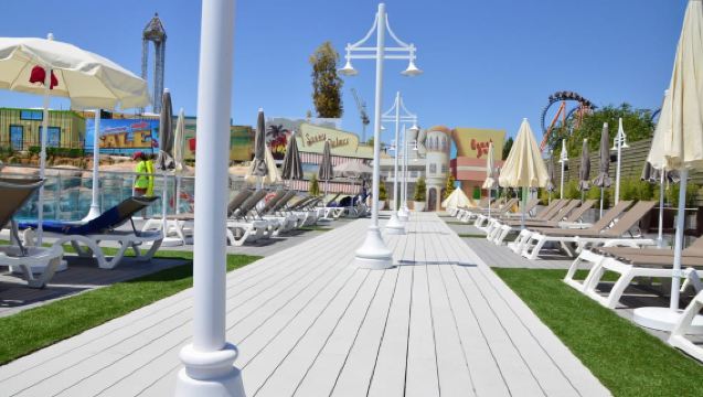 マドリード：パルケ・ワーナー・ビーチ入場チケット