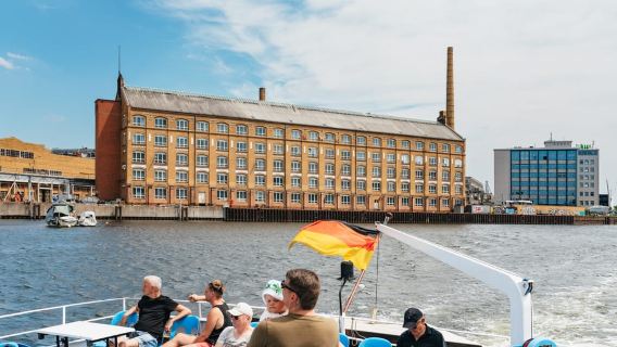 Berlin: Spree Boat Tour to Müggelsee