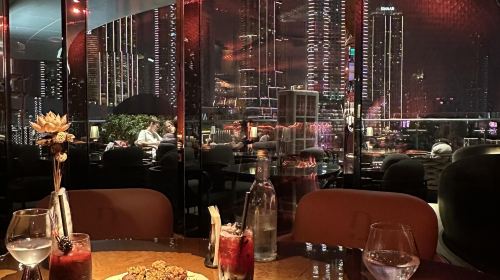 Dubai Mall Doors Restaurant influencer restaurant reservation service 1
