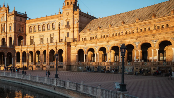 西班牙塞維利亞大教堂+塞維利亞軍史博物【中文司機/可訂多日】