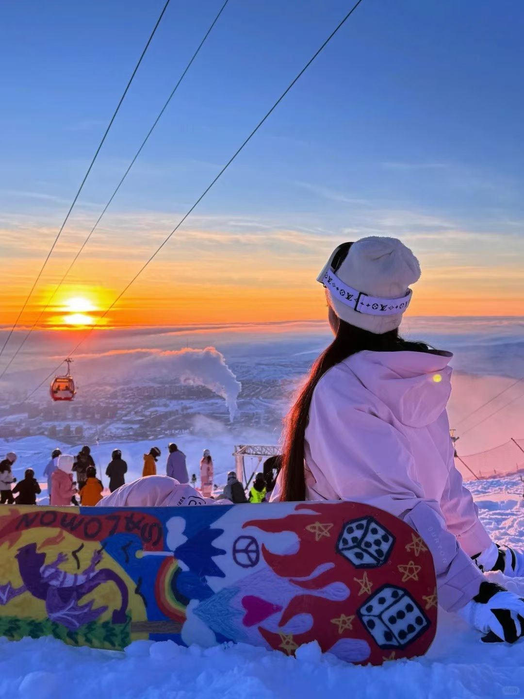 亞布力滑雪旅遊度假區一日遊【新體委陽光+網紅雪服+馬拉爬犁+馴鹿互動】
