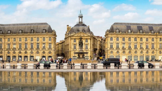 法國波爾多+主教座堂+交易所廣場+大劇院+葡萄酒博物館一日遊