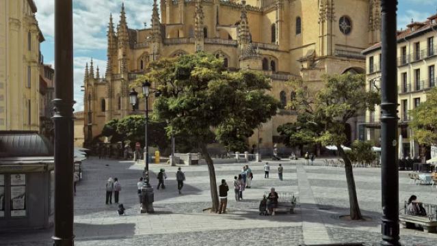 lawatan sehari ke Bandar Lama Segovia + Istana Diraja Madrid + Muzium Prado di Madrid, Sepanyol