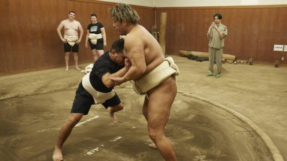 Tokyo Sumo: Professional Sumo Training Experience Learning from Former Sekitori - Workshop Experience Plan with Former Sekitori (Adult/Child)