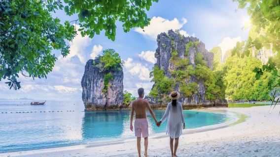 Phuket: Prywatna jednodniowa wycieczka motorówką na wyspy Krabi ze snorkelingiem