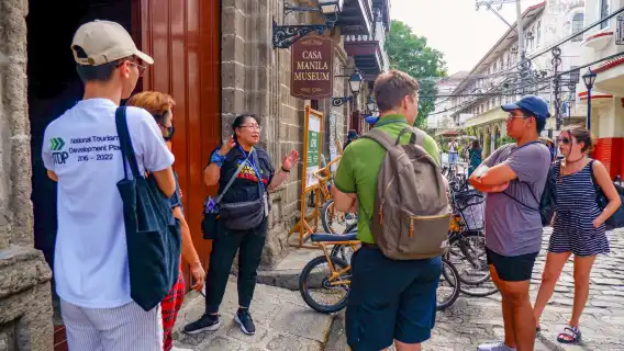 Manila City Tour: Walk, Eat & Explore