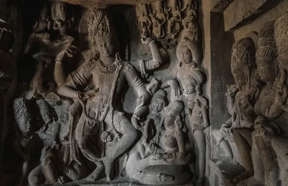 3日奧蘭加巴德之旅連洛納爾隕石坑、阿旖陀及埃洛拉石窟（全包）