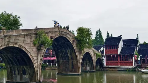 Shanghai Private Day Tour+Zhujiajiao Ancient Water Town+Bund Night