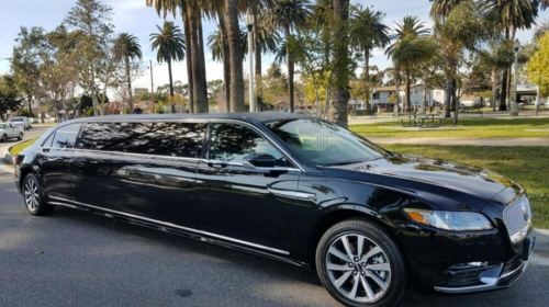 Dubai Attraction: Dubai Exotic Limo Day Tours 2