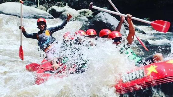 Combo Bali Ubud : Quad et rafting sur la rivière Ayung avec déjeuner