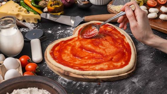 Neapolitan pizza cooking class