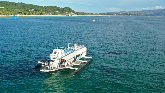 Crociera Party al Tramonto a Boracay