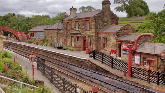Từ London: North York Moors với chuyến tàu hơi nước đến Whitby