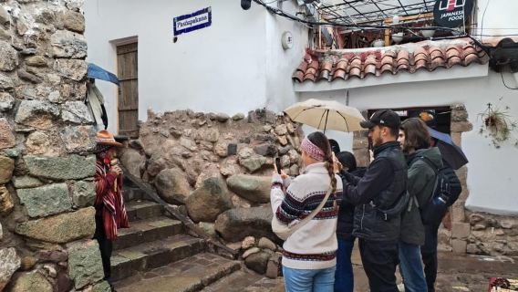 Cusco: Recorrido histórico a pie y vistas panorámicas con bebida local