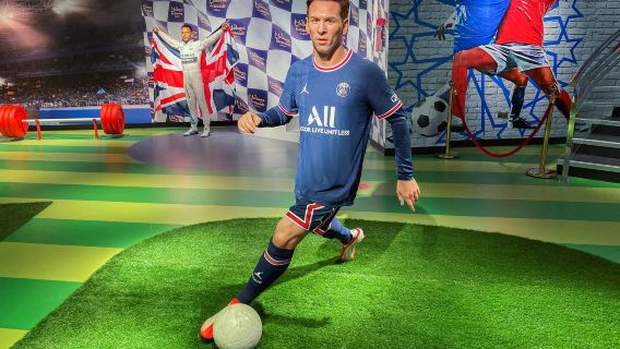 พิพิธภัณฑ์หุ่นขี้ผึ้งมาดามทุสโซ ดูไบ และชั้น 124/125 ของบุรจญ์เคาะลีฟะฮ์ - ทัวร์ช่วงเวลาปกติ พร้อมบริการรับส่ง