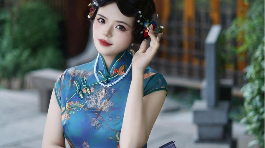 杭州西湖·雙非遺體驗（畫舫船+中國古裝漢服/簪花寫真）一日遊