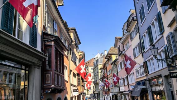 瑞士：蘇黎世美術館+巧克力博物館+奧古斯丁巷 中文包車可調