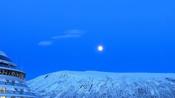 Norway Tromso-Senja - Small group tours available, Northern Lights tours available with transfers - Private charter - Selected