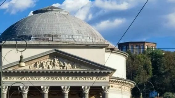 Turin, Italy - Juventus - Castello del Valentino - Parco del Valentino Private Charter - Selected