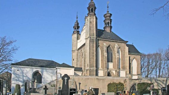 Kutna Hora Historical Tour / Sedlec Ossuary / St. Barbara´s Cathedral Dual Heritage Private Chartered Tour