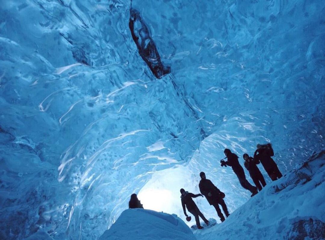Iceland Vatnajökull Glacier Blue Ice Cave Tour (Super Jeep + Professional Glacier Guide)